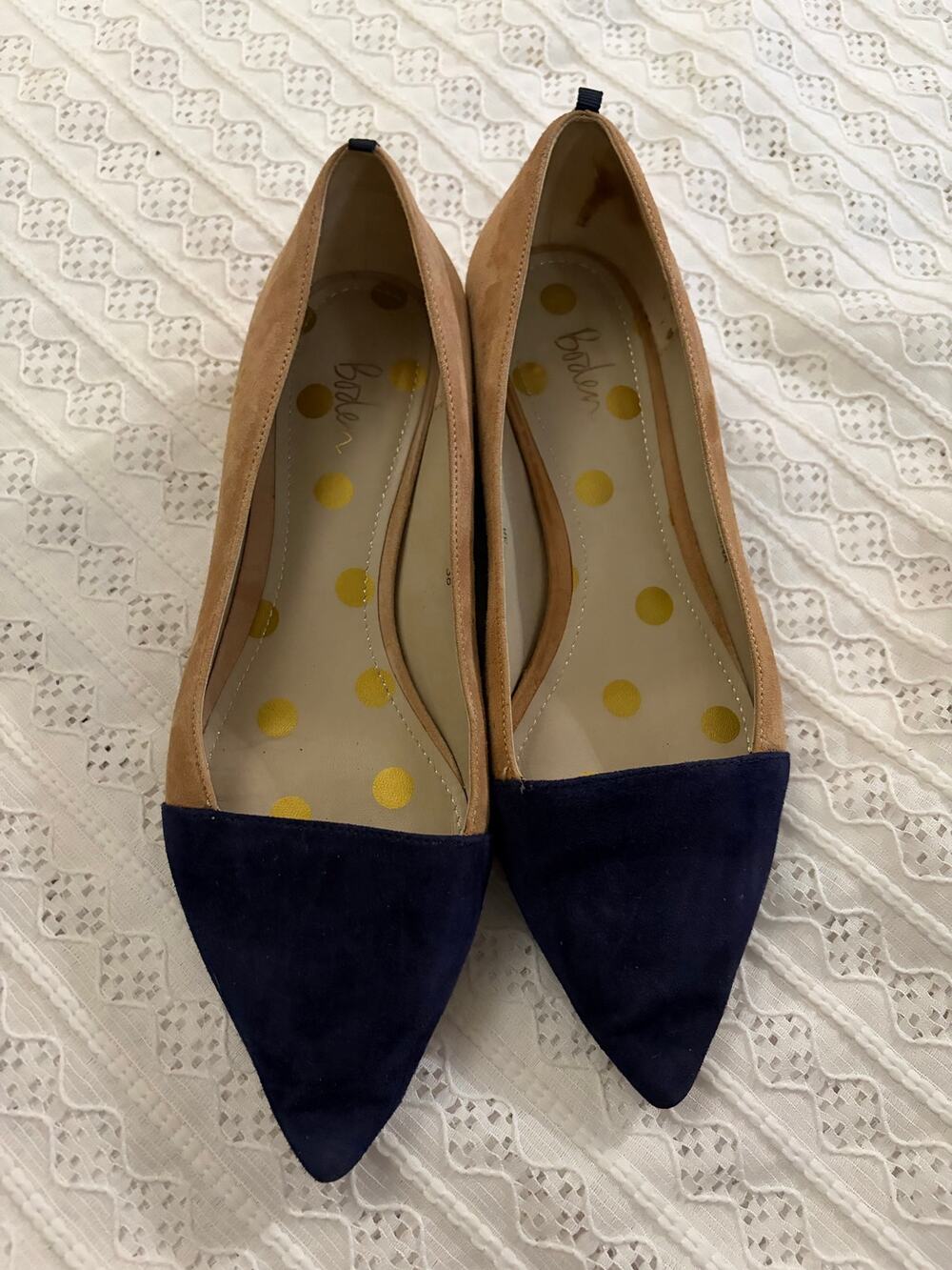 Boden Tan Navy Colorblock Suede Pointed Toe Block Heel Pumps Women's 38 7.5 8